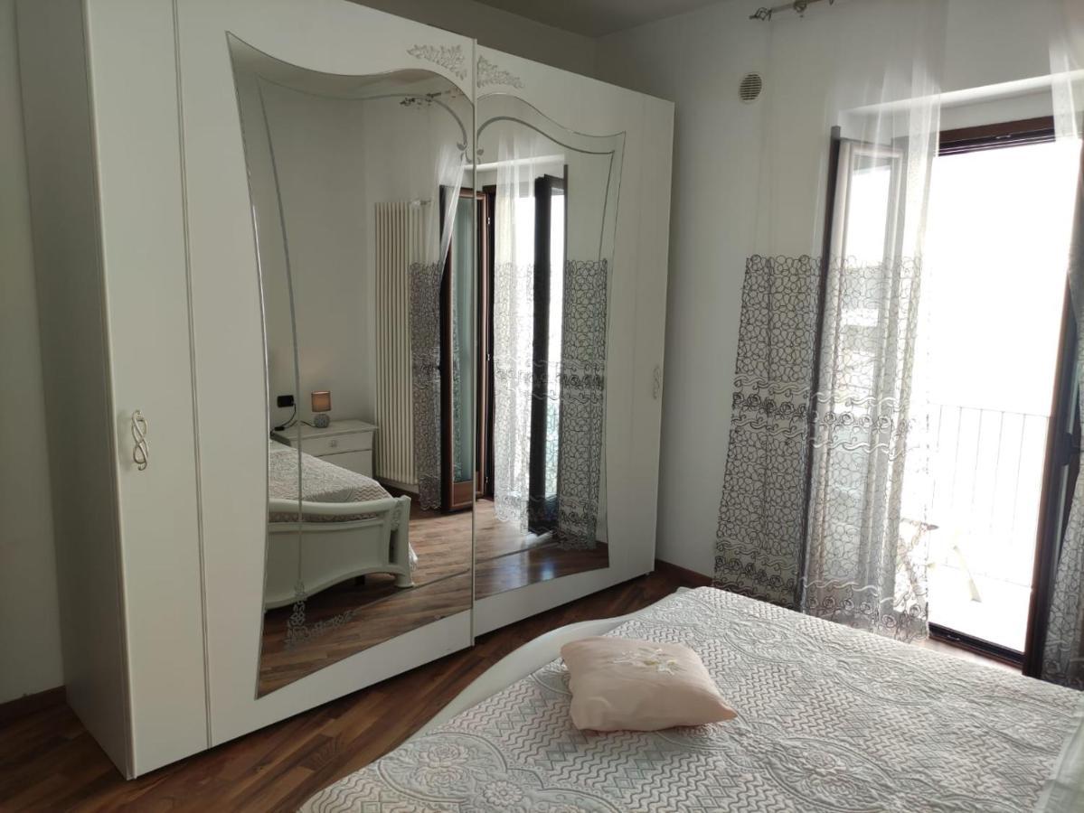 Uria Rooms & Suite B&B เวียสเต ภายนอก รูปภาพ