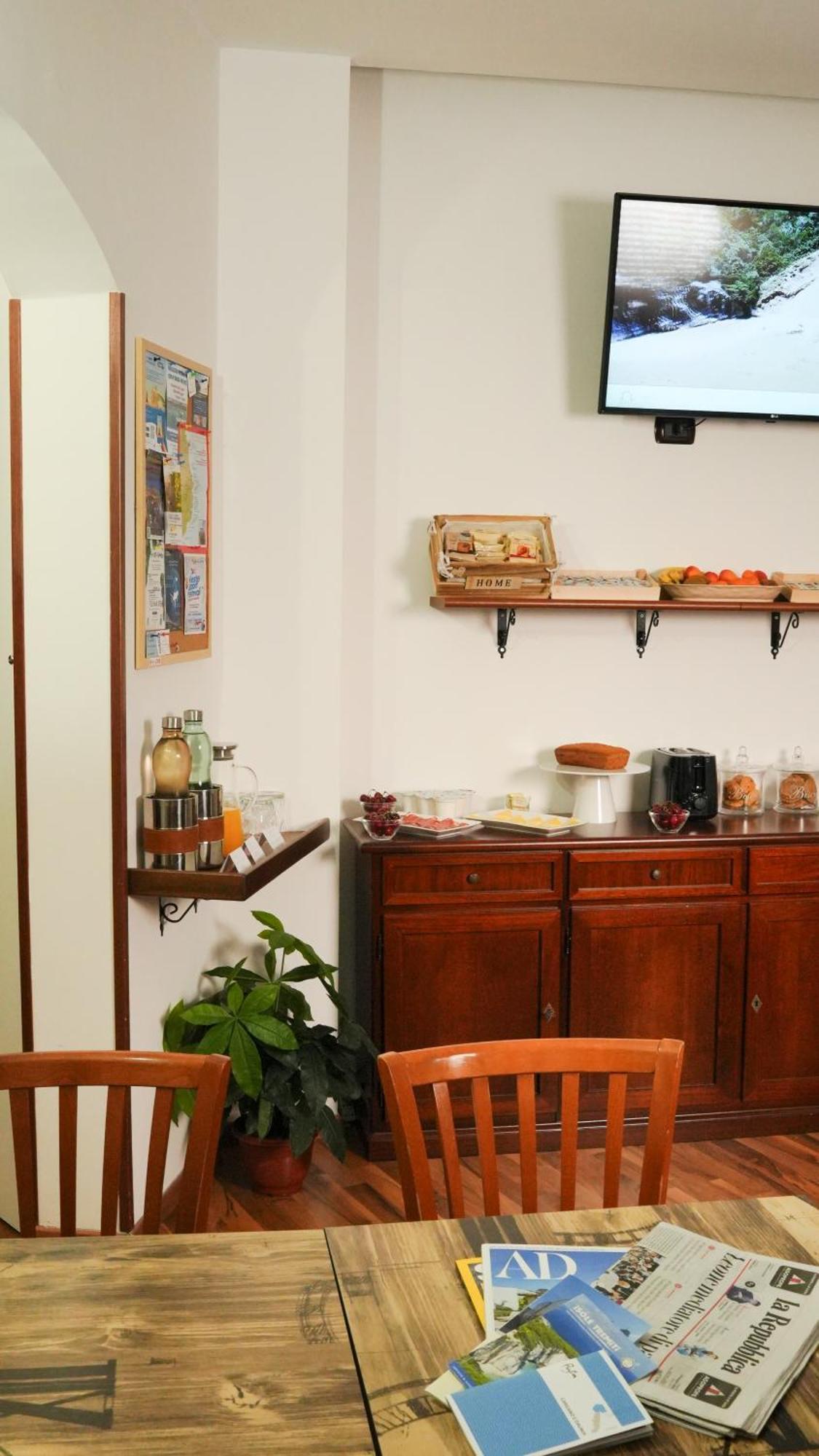 Uria Rooms & Suite B&B เวียสเต ภายนอก รูปภาพ